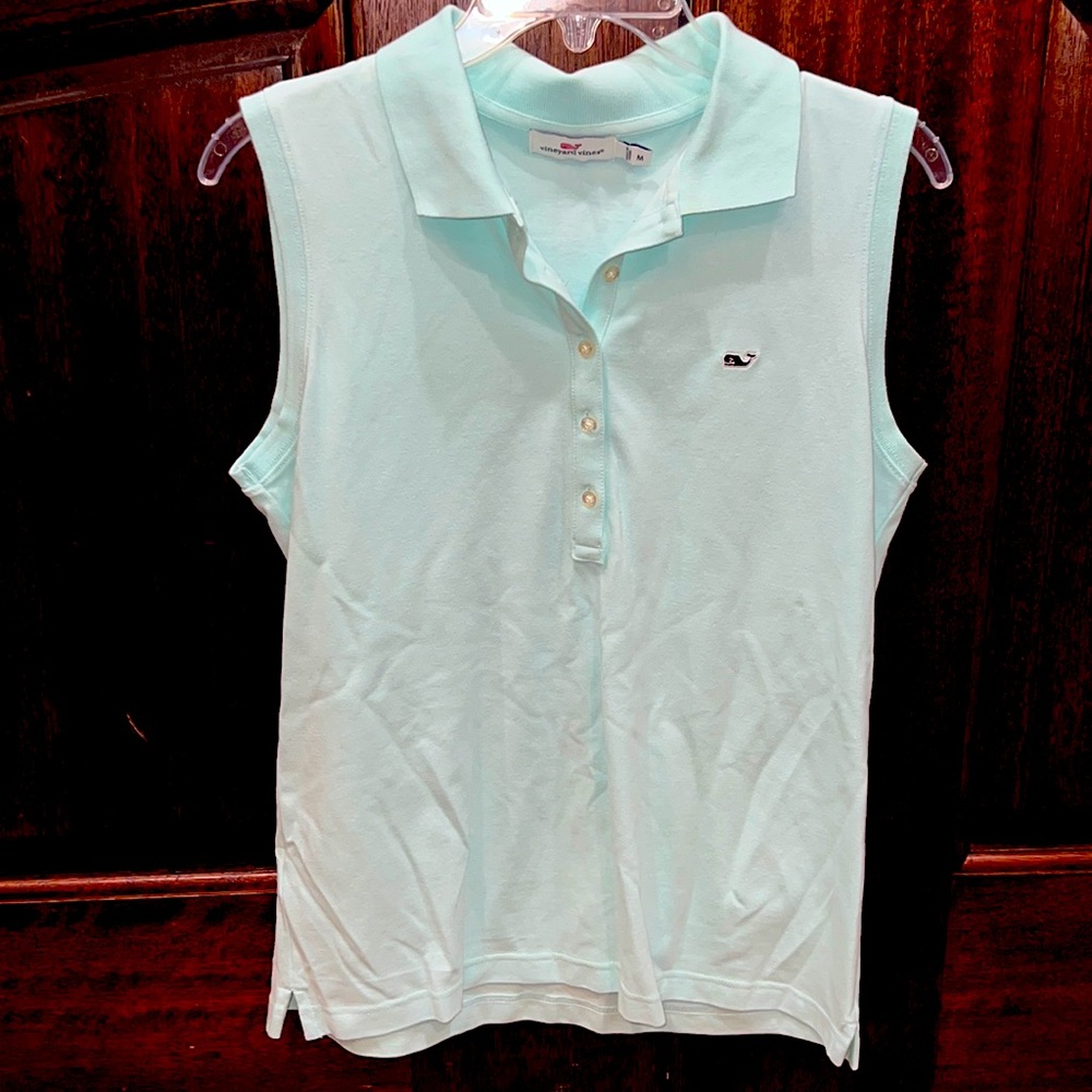 Vineyard vines women’s light sky blue collared button tank top like new Sz Med